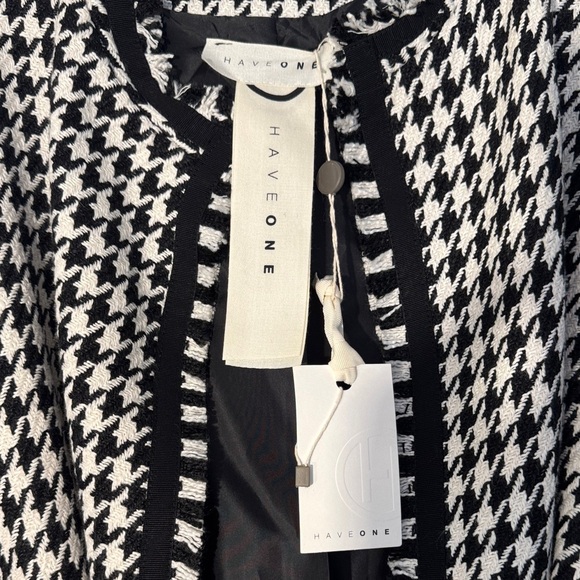 NWT HaveOne (Italy) Black & White Houndstooth Long Blazer/Jacket Chanel Vibe - Picture 3 of 15